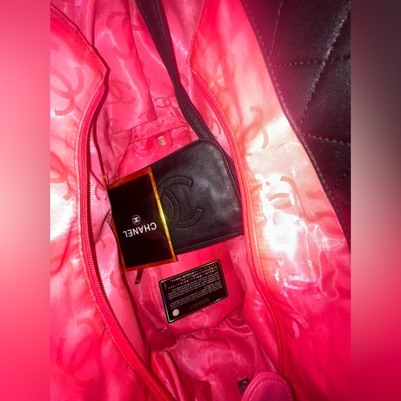 Chanel Cambon Tote Handbag Black Quilted Leather - Picture 11 of 16